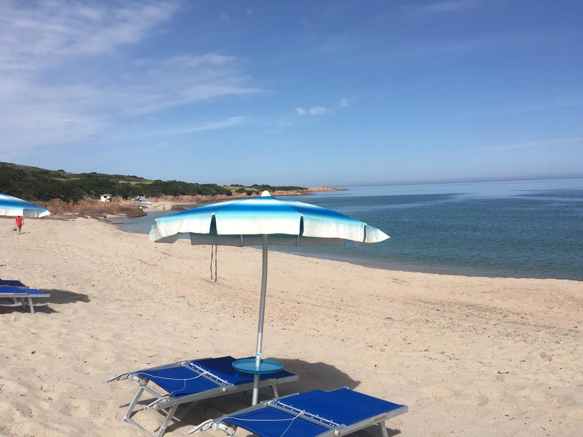 Borgo Spiaggia Isola Rossa Extérieur photo